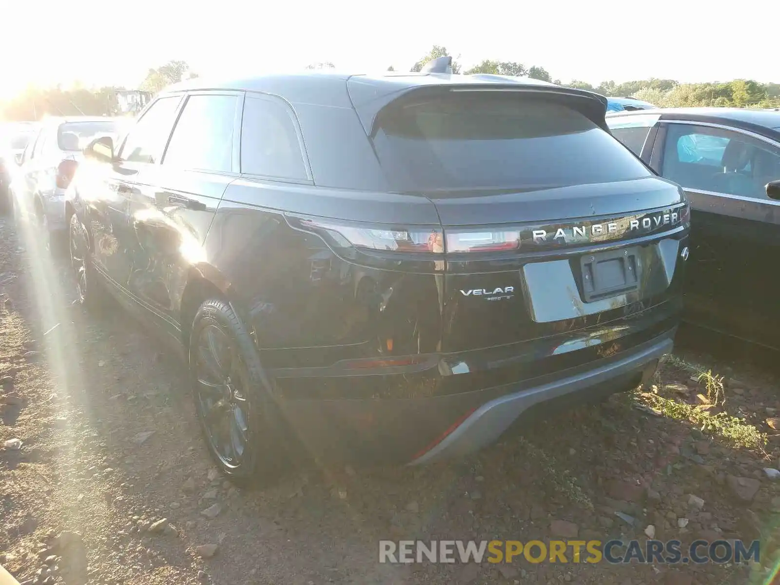 3 Photograph of a damaged car SALYB2EX0KA781462 LAND ROVER RANGEROVER 2019