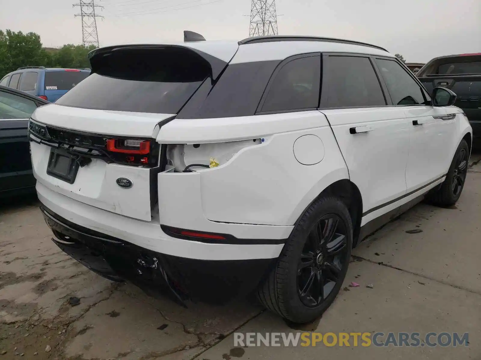 4 Photograph of a damaged car SALYB2EX1KA206612 LAND ROVER RANGEROVER 2019