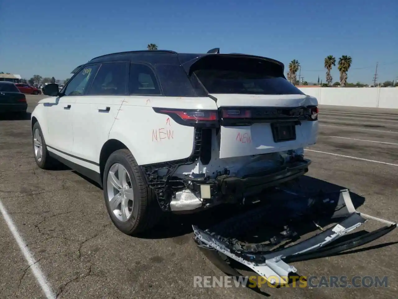 3 Photograph of a damaged car SALYB2EX1KA208666 LAND ROVER RANGEROVER 2019