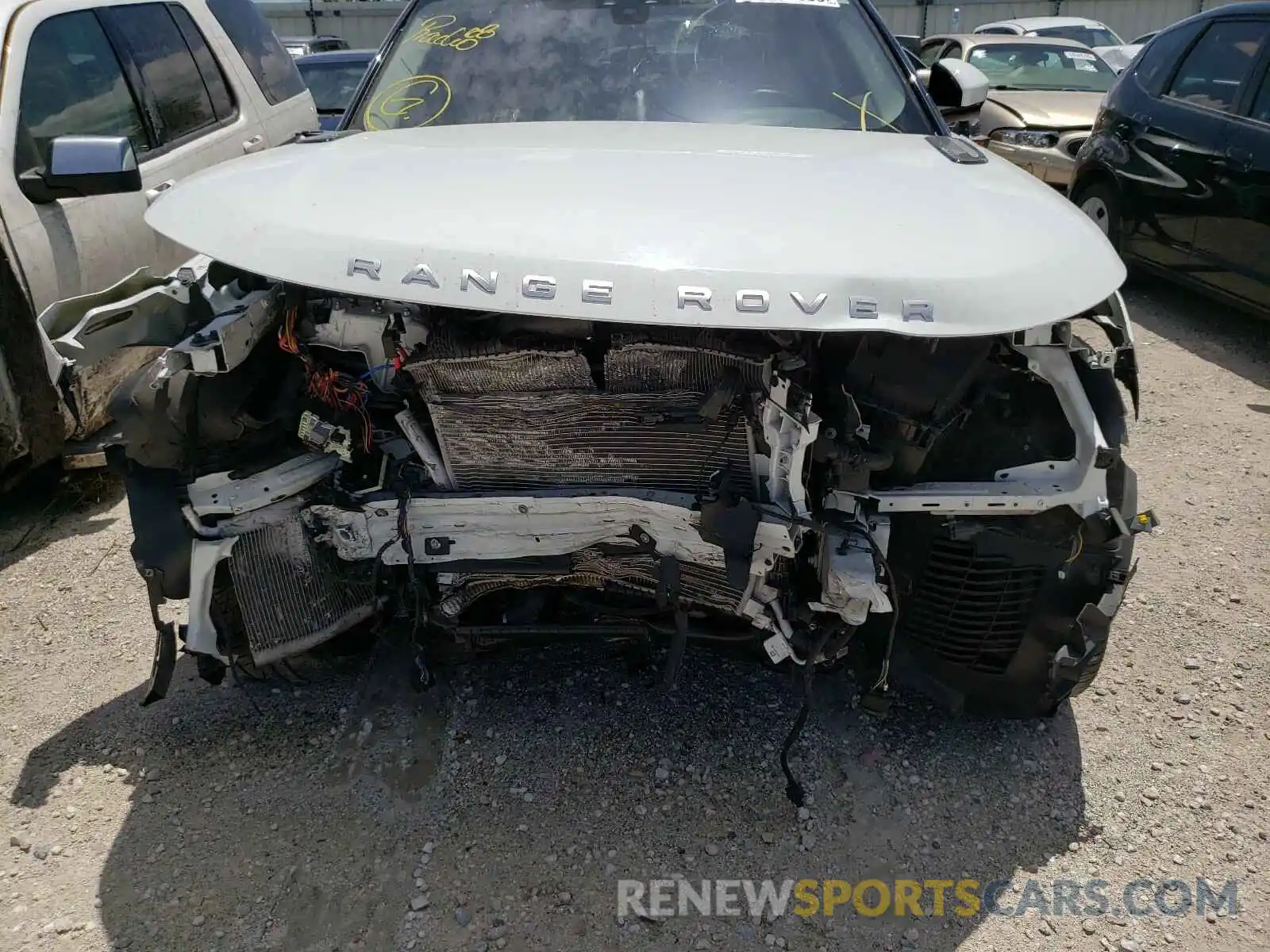 9 Photograph of a damaged car SALYB2EX2KA798389 LAND ROVER RANGEROVER 2019