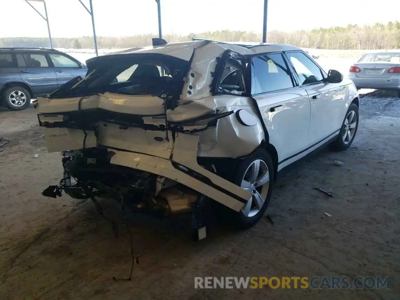 4 Photograph of a damaged car SALYB2EX3KA793718 LAND ROVER RANGEROVER 2019