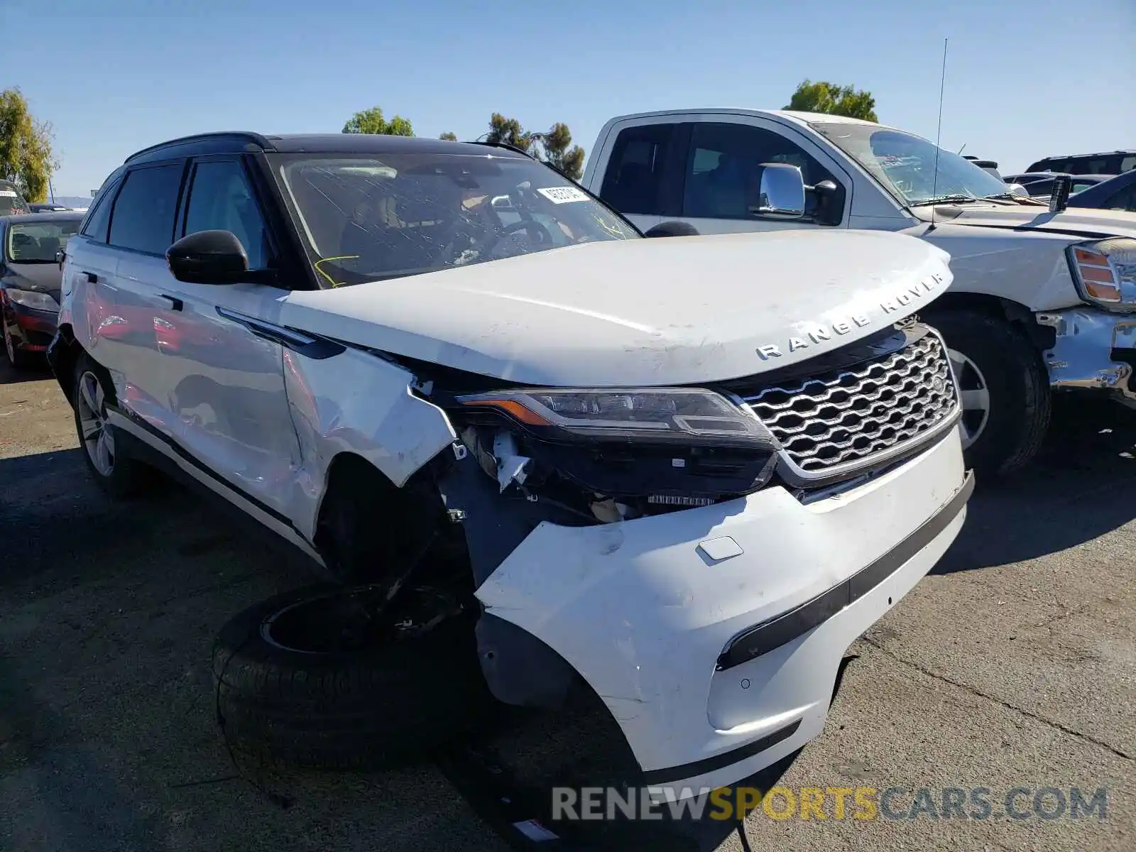 1 Photograph of a damaged car SALYB2EX4KA779858 LAND ROVER RANGEROVER 2019