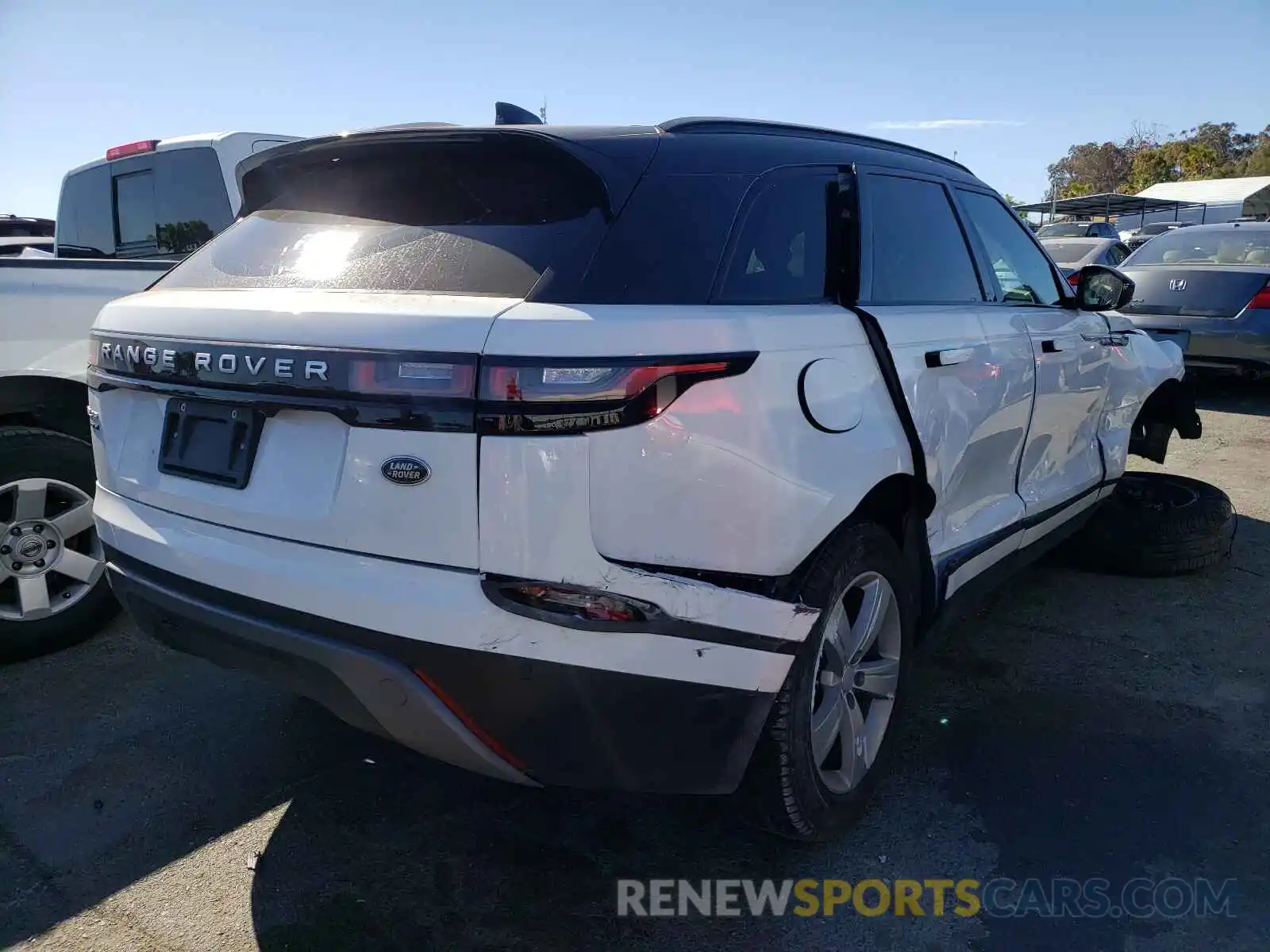 4 Photograph of a damaged car SALYB2EX4KA779858 LAND ROVER RANGEROVER 2019