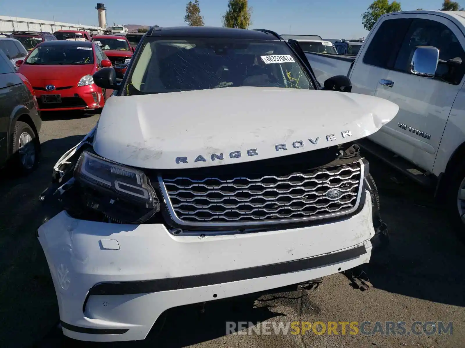 7 Photograph of a damaged car SALYB2EX4KA779858 LAND ROVER RANGEROVER 2019