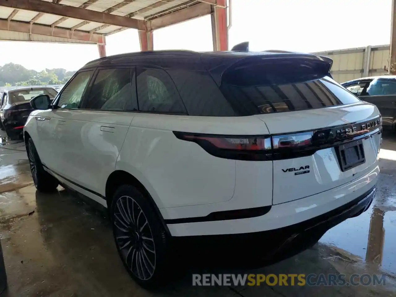 3 Photograph of a damaged car SALYB2EX5KA203597 LAND ROVER RANGEROVER 2019