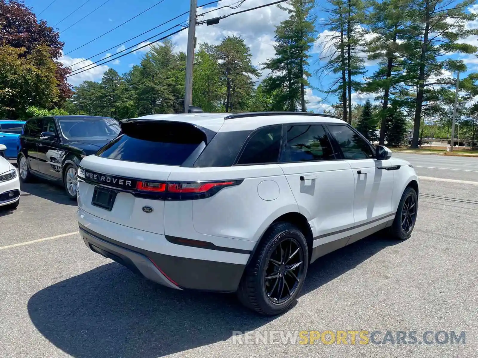 4 Photograph of a damaged car SALYB2EX5KA790089 LAND ROVER RANGEROVER 2019