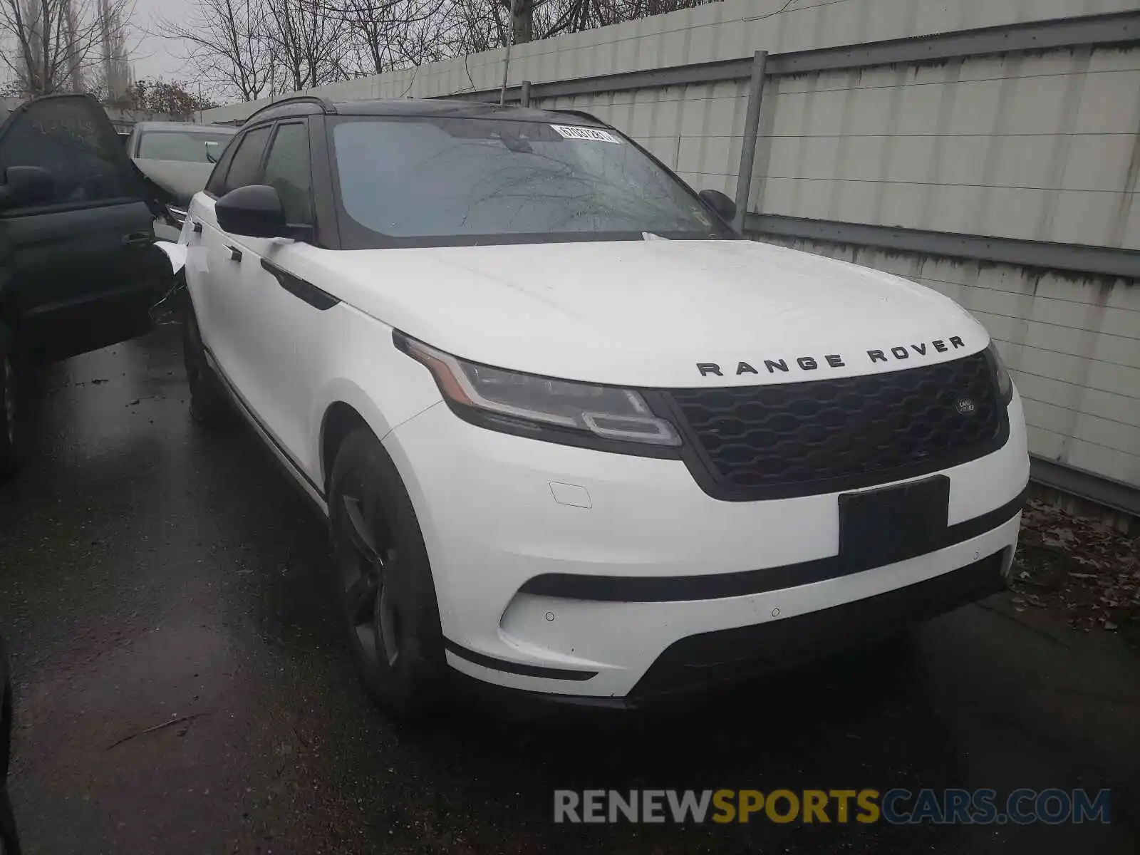 1 Photograph of a damaged car SALYB2EX6KA203737 LAND ROVER RANGEROVER 2019