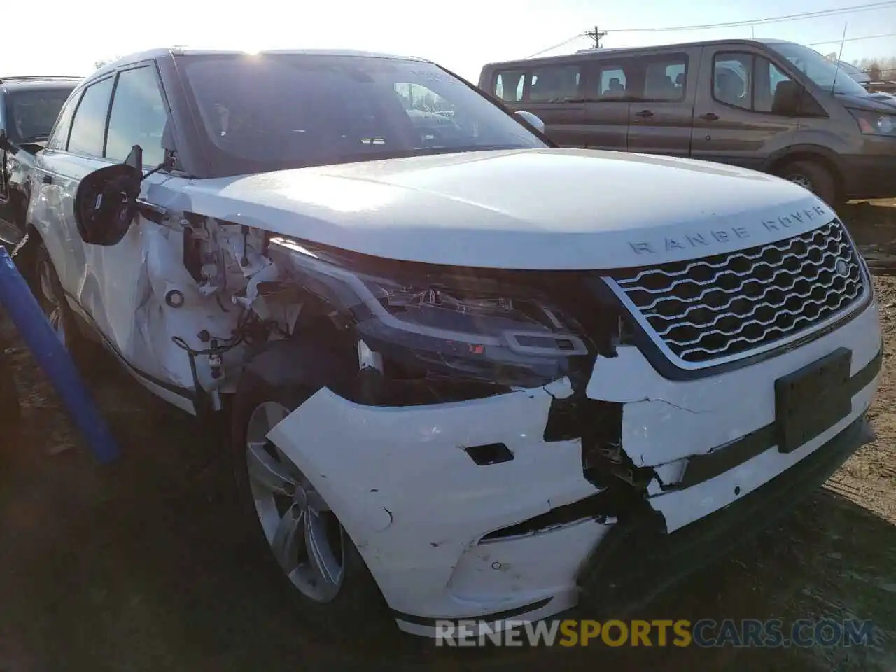 1 Photograph of a damaged car SALYB2EX6KA205990 LAND ROVER RANGEROVER 2019