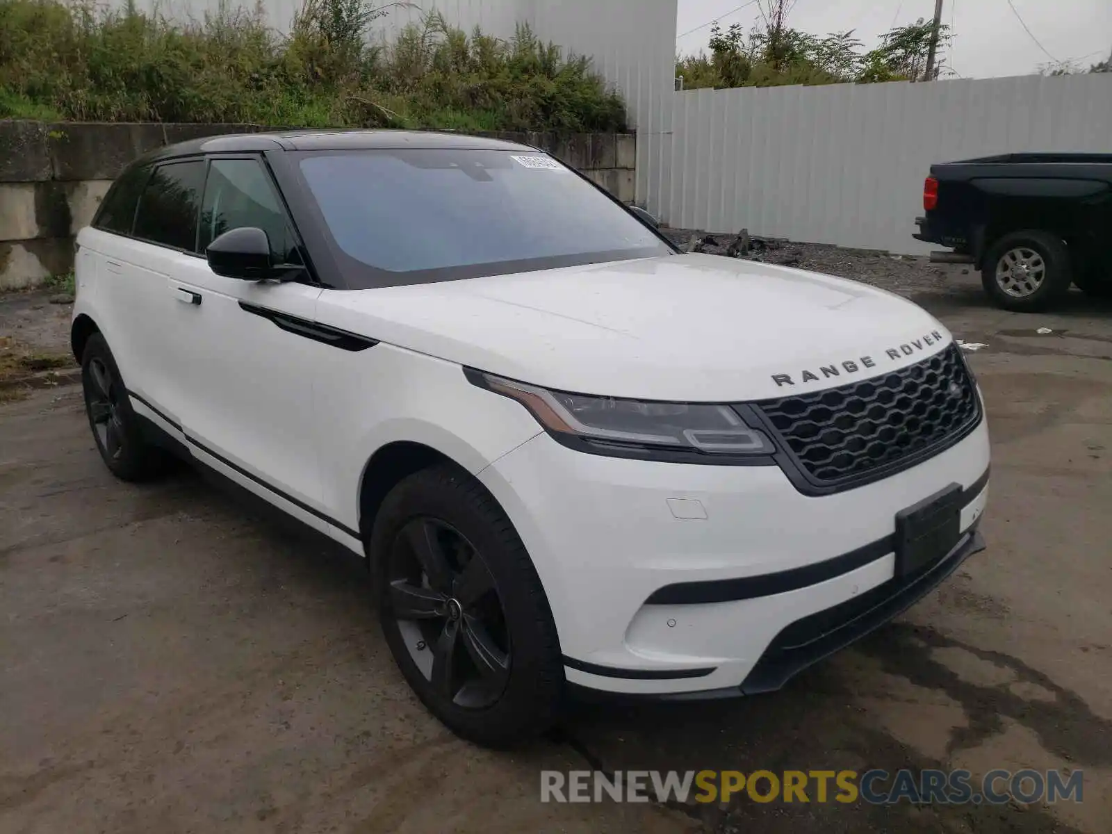 1 Photograph of a damaged car SALYB2EX6KA208954 LAND ROVER RANGEROVER 2019