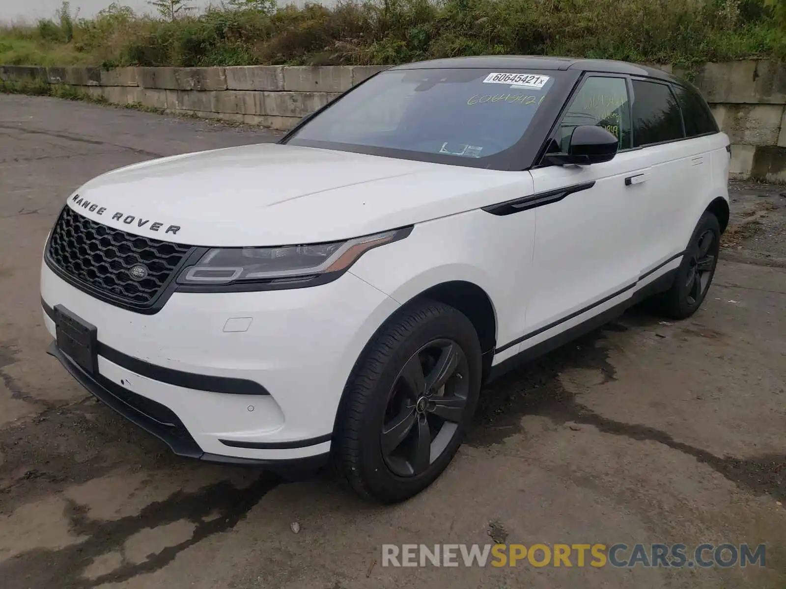 2 Photograph of a damaged car SALYB2EX6KA208954 LAND ROVER RANGEROVER 2019