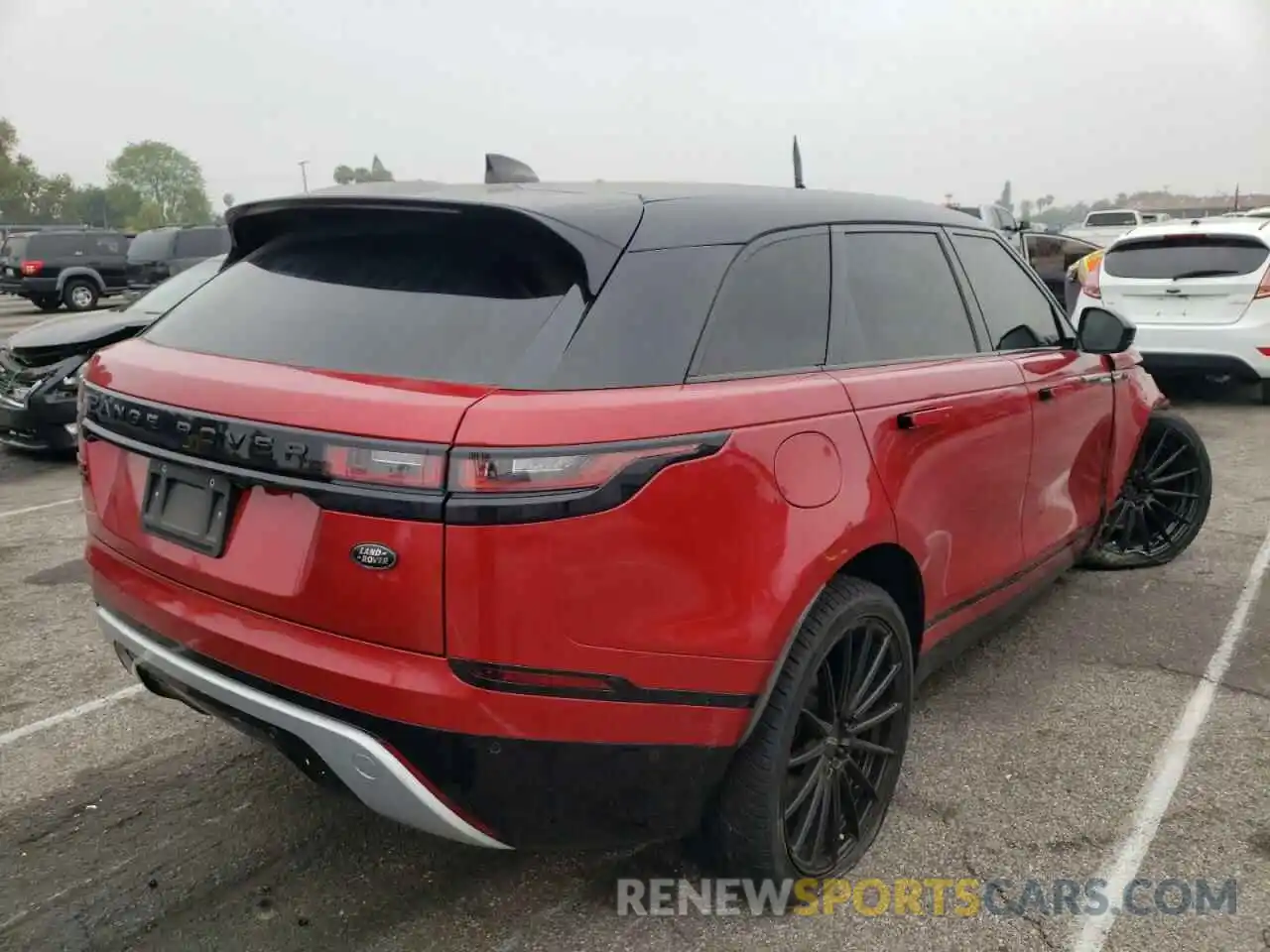 4 Фотография поврежденного автомобиля SALYB2EX6KA795804 LAND ROVER RANGEROVER 2019