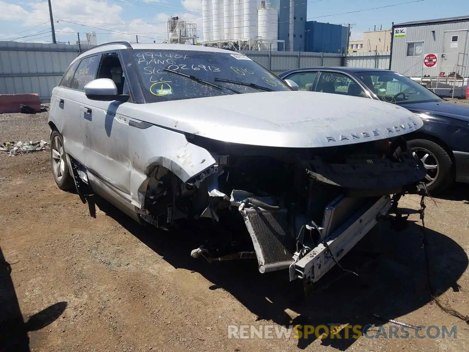 1 Photograph of a damaged car SALYB2EX6KA797701 LAND ROVER RANGEROVER 2019