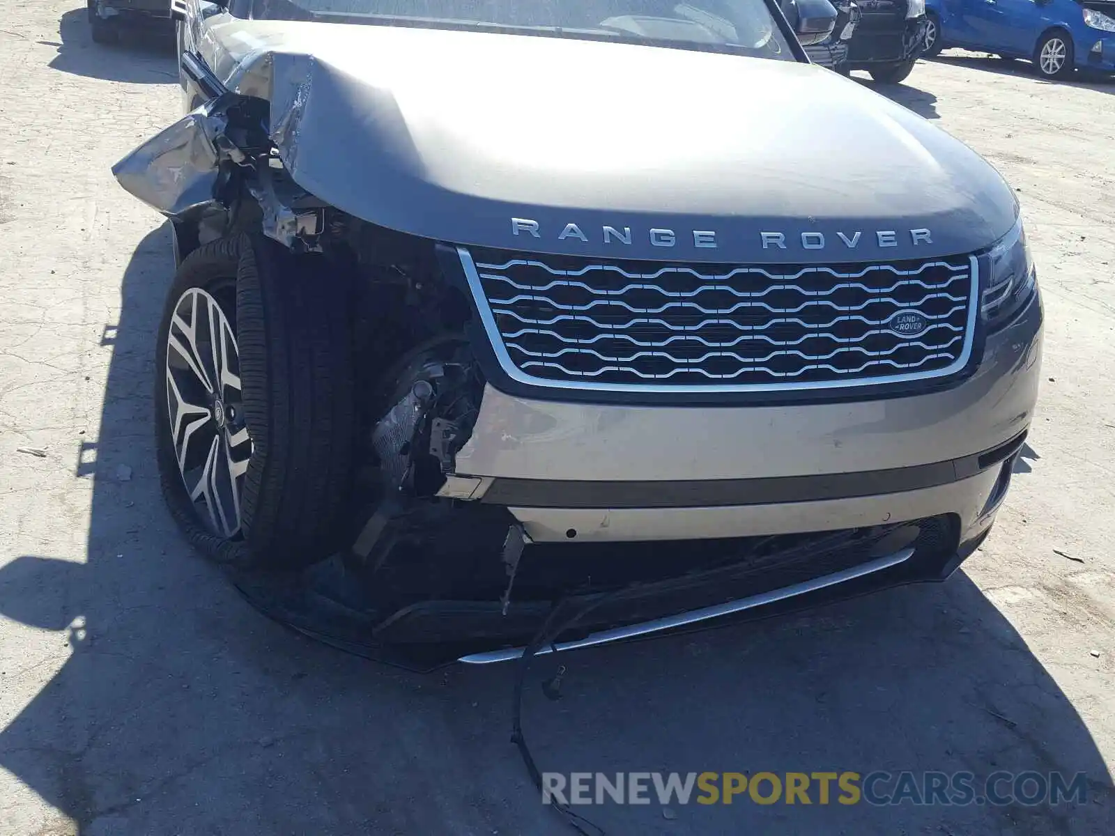 9 Photograph of a damaged car SALYB2EX7KA213144 LAND ROVER RANGEROVER 2019