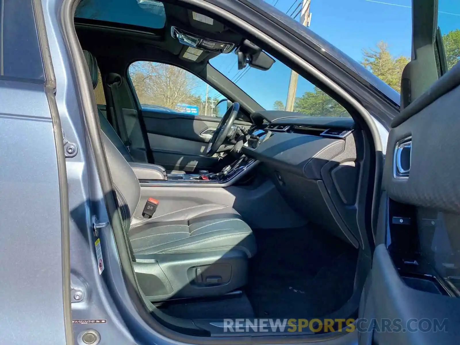 5 Photograph of a damaged car SALYB2EX7KA781491 LAND ROVER RANGEROVER 2019