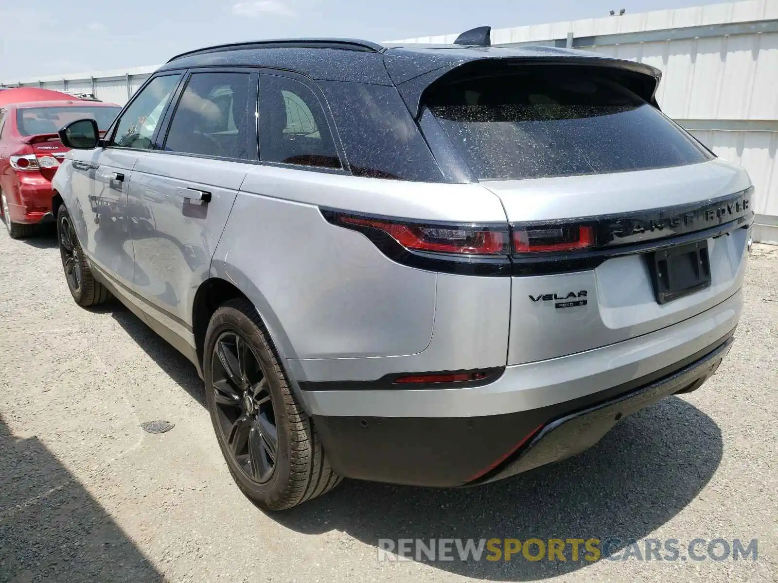 3 Photograph of a damaged car SALYB2EX8KA218949 LAND ROVER RANGEROVER 2019