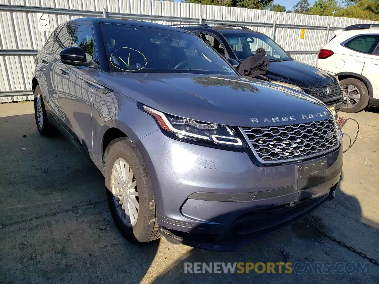 1 Photograph of a damaged car SALYB2EX9KA793366 LAND ROVER RANGEROVER 2019