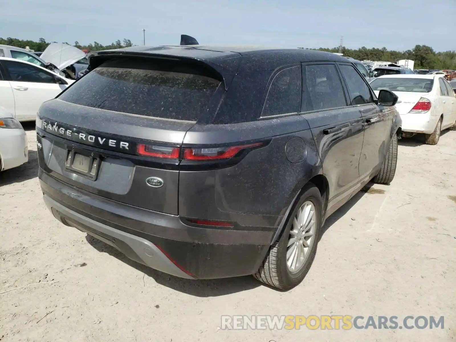 4 Photograph of a damaged car SALYB2FV1KA219700 LAND ROVER RANGEROVER 2019