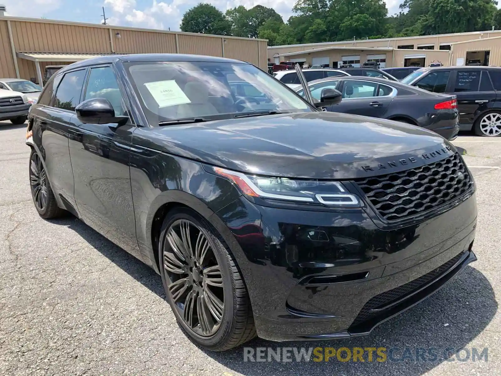 1 Photograph of a damaged car SALYB2FV5KA211003 LAND ROVER RANGEROVER 2019