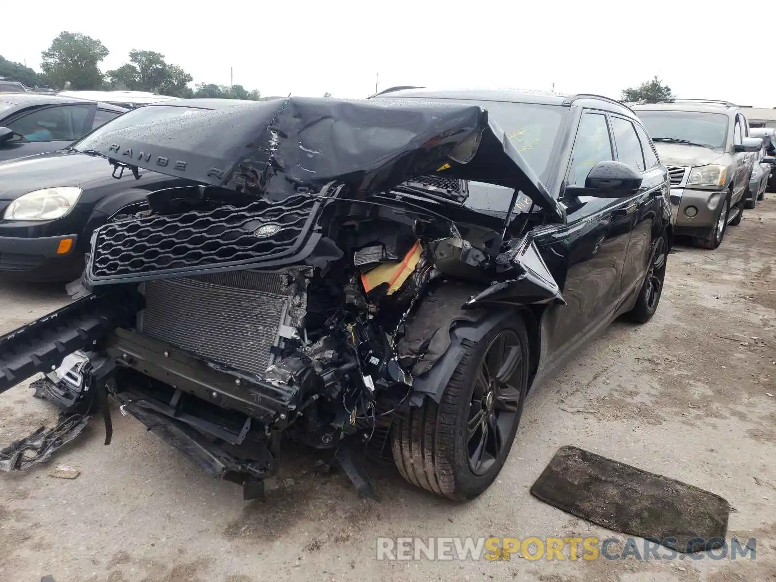 2 Photograph of a damaged car SALYB2FV6KA233625 LAND ROVER RANGEROVER 2019