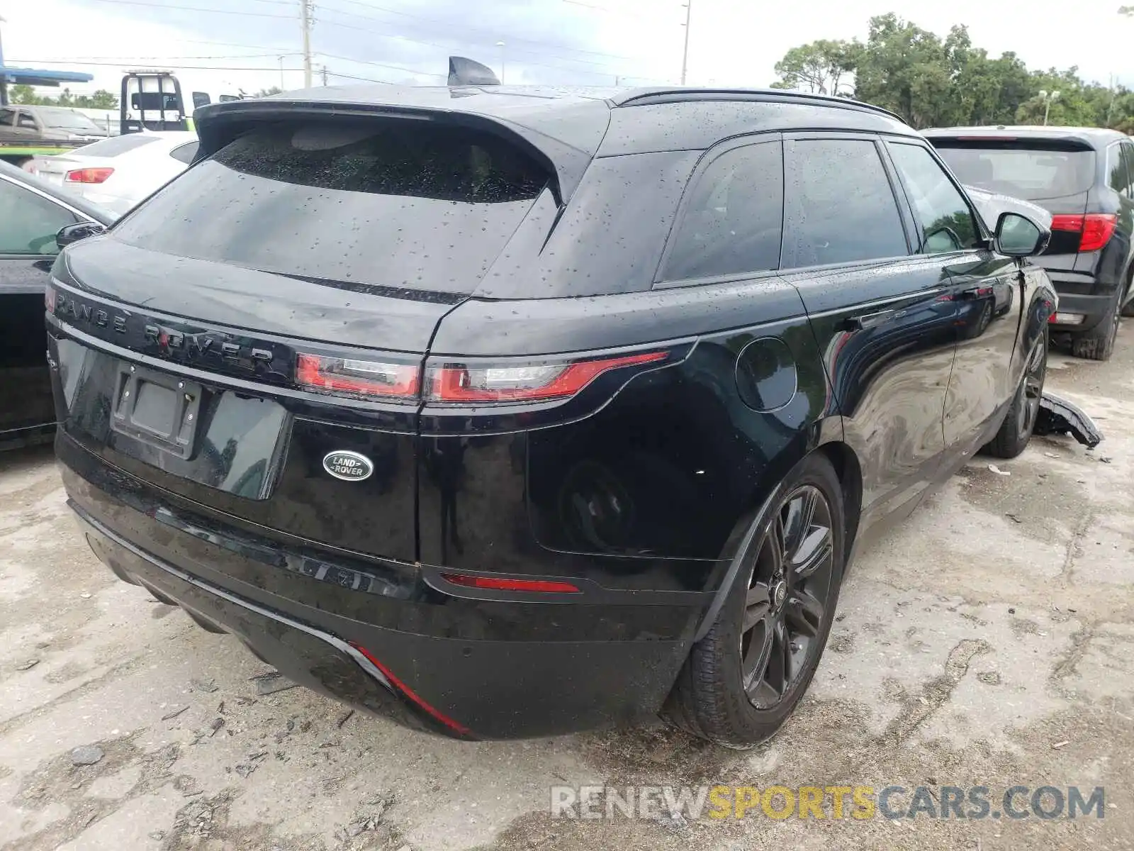 4 Photograph of a damaged car SALYB2FV6KA233625 LAND ROVER RANGEROVER 2019