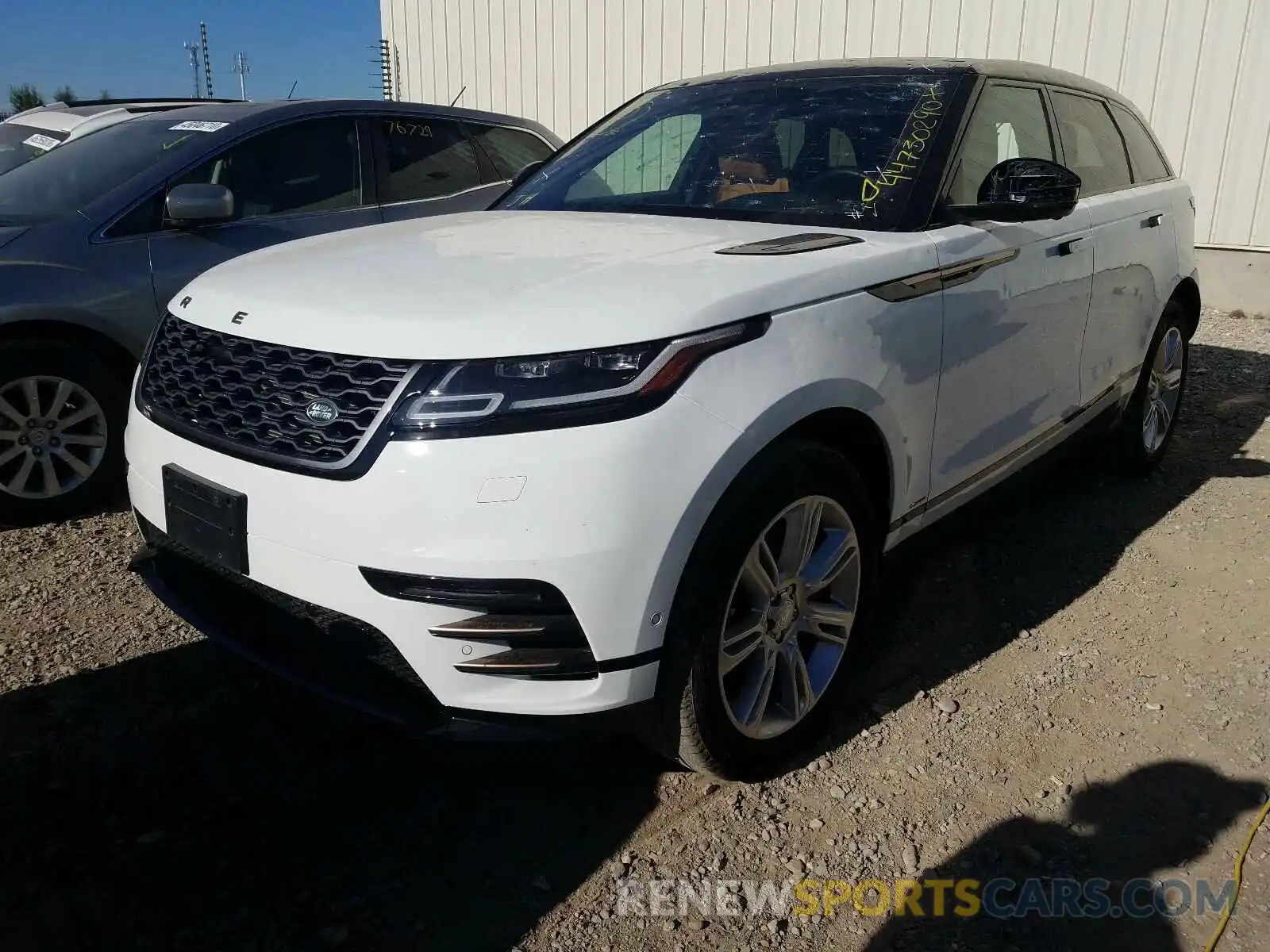 2 Photograph of a damaged car SALYL2EN9KA208331 LAND ROVER RANGEROVER 2019