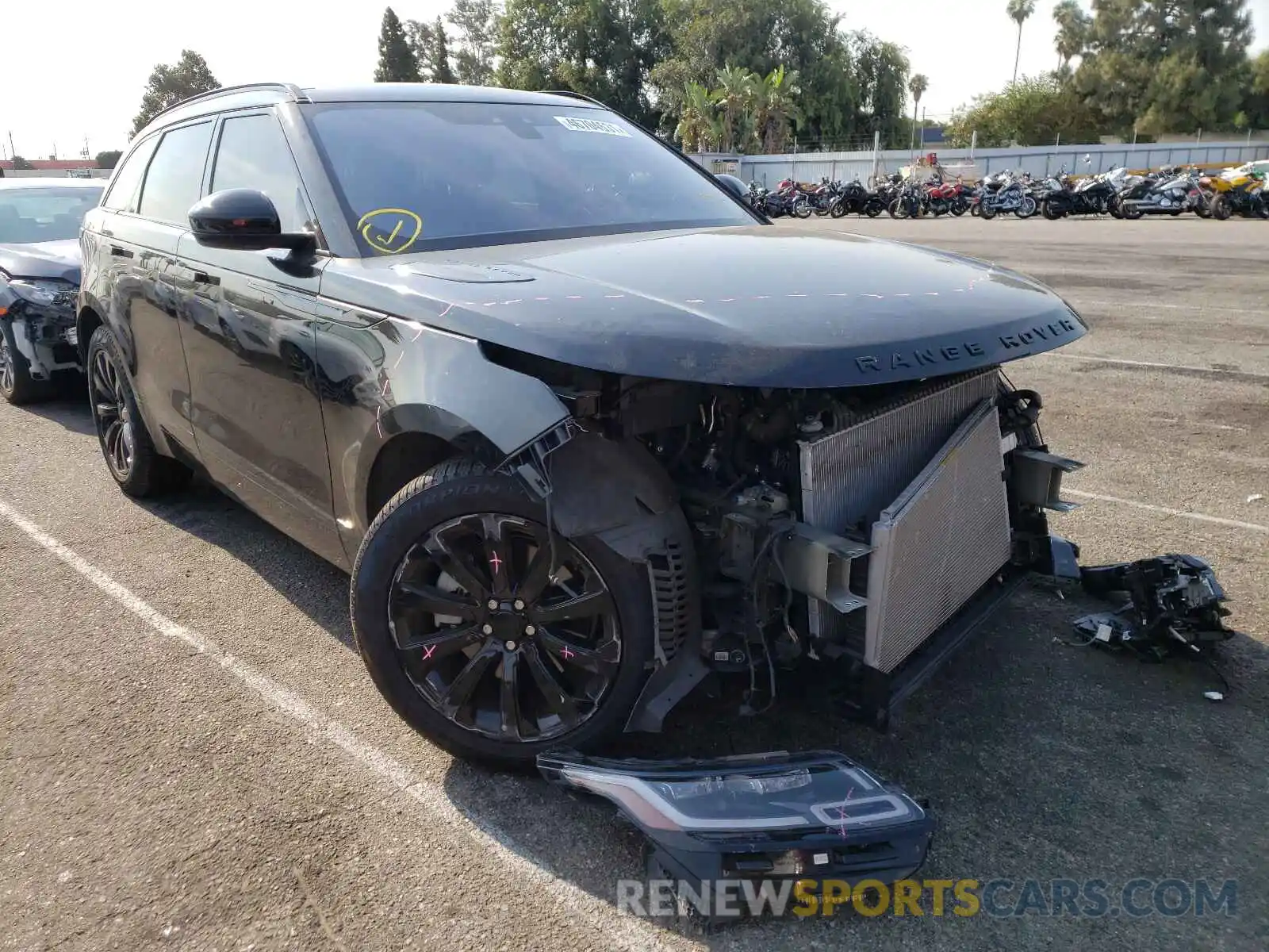 1 Photograph of a damaged car SALYL2EV5KA787169 LAND ROVER RANGEROVER 2019