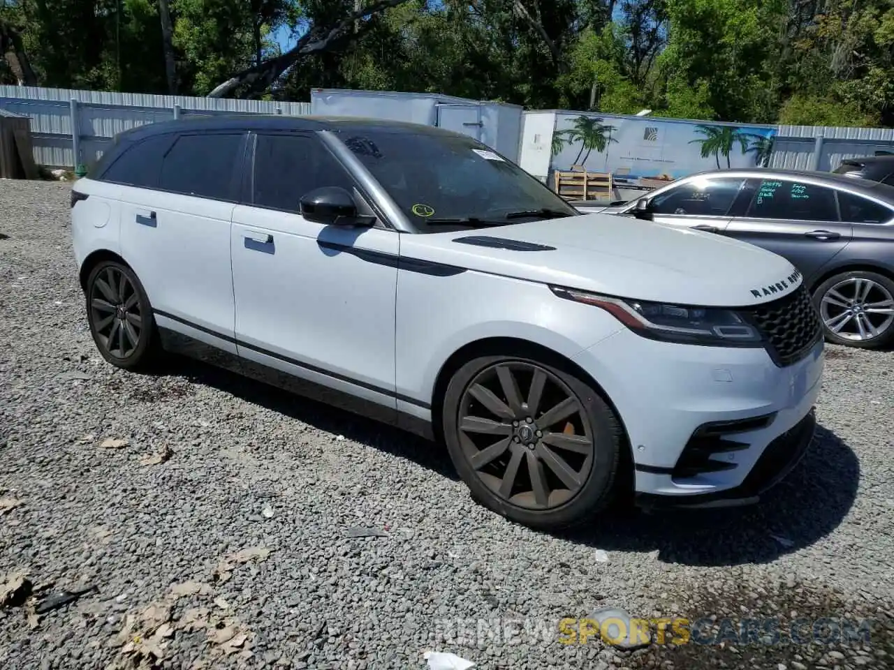 4 Photograph of a damaged car SALYL2EVXKA785966 LAND ROVER RANGEROVER 2019