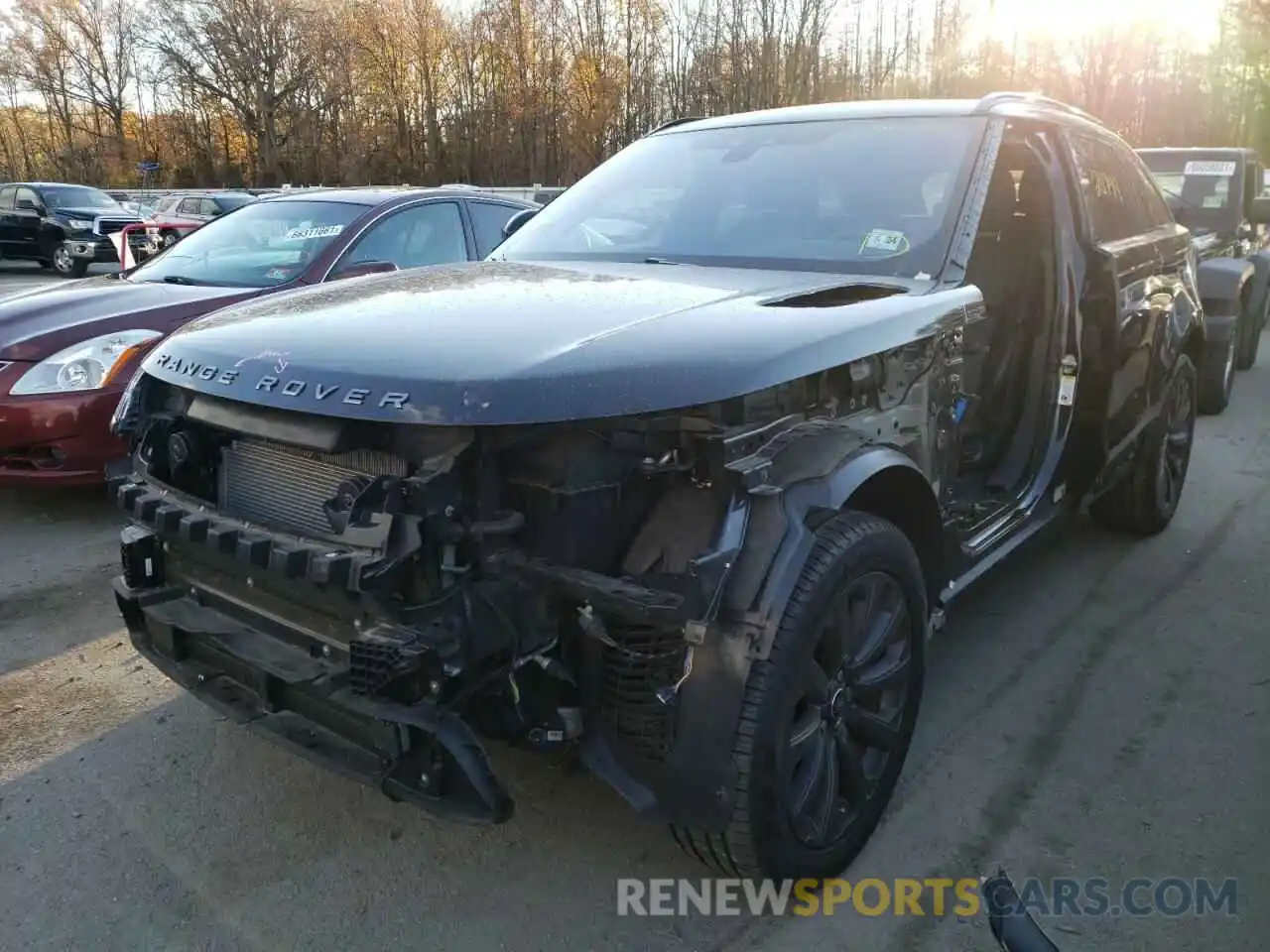 2 Photograph of a damaged car SALYL2EX0KA788036 LAND ROVER RANGEROVER 2019