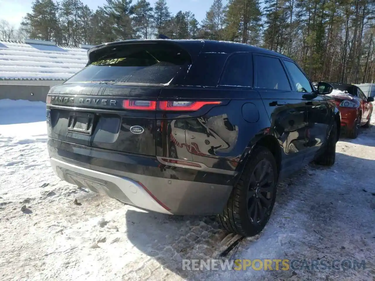 4 Photograph of a damaged car SALYL2EX1KA201066 LAND ROVER RANGEROVER 2019