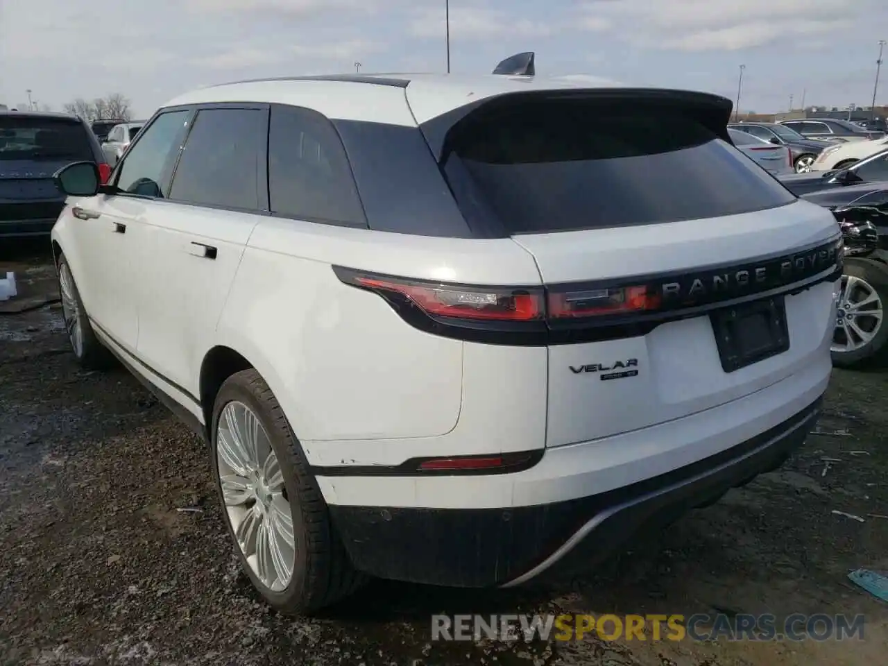 3 Фотография поврежденного автомобиля SALYL2EX2KA233279 LAND ROVER RANGEROVER 2019