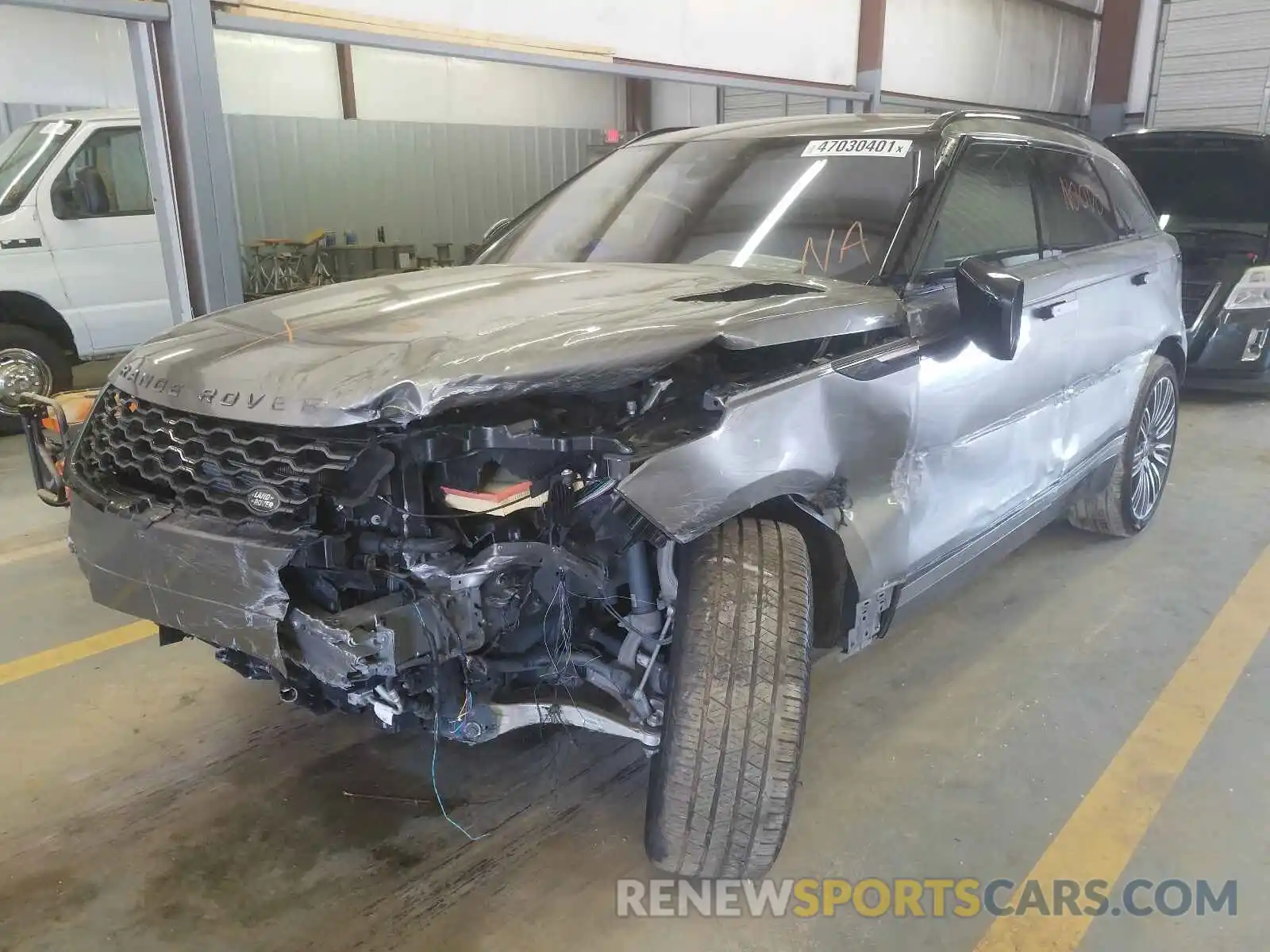 9 Photograph of a damaged car SALYL2EX3KA779122 LAND ROVER RANGEROVER 2019