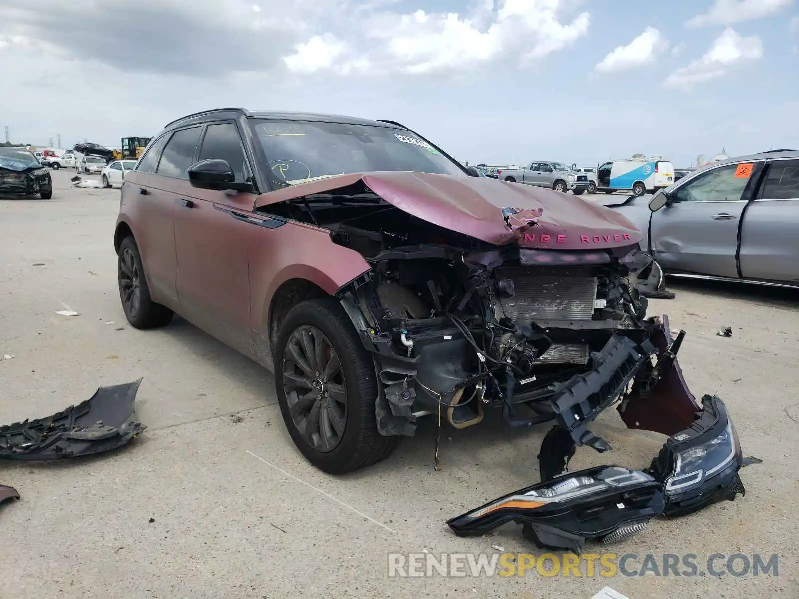 1 Photograph of a damaged car SALYL2EX3KA786944 LAND ROVER RANGEROVER 2019