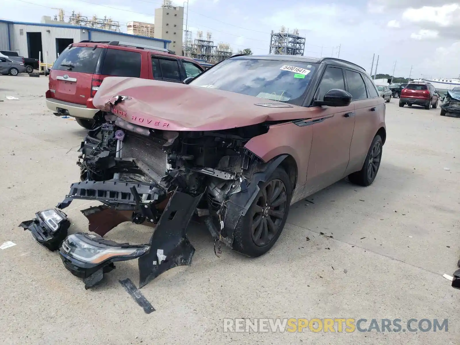 2 Photograph of a damaged car SALYL2EX3KA786944 LAND ROVER RANGEROVER 2019