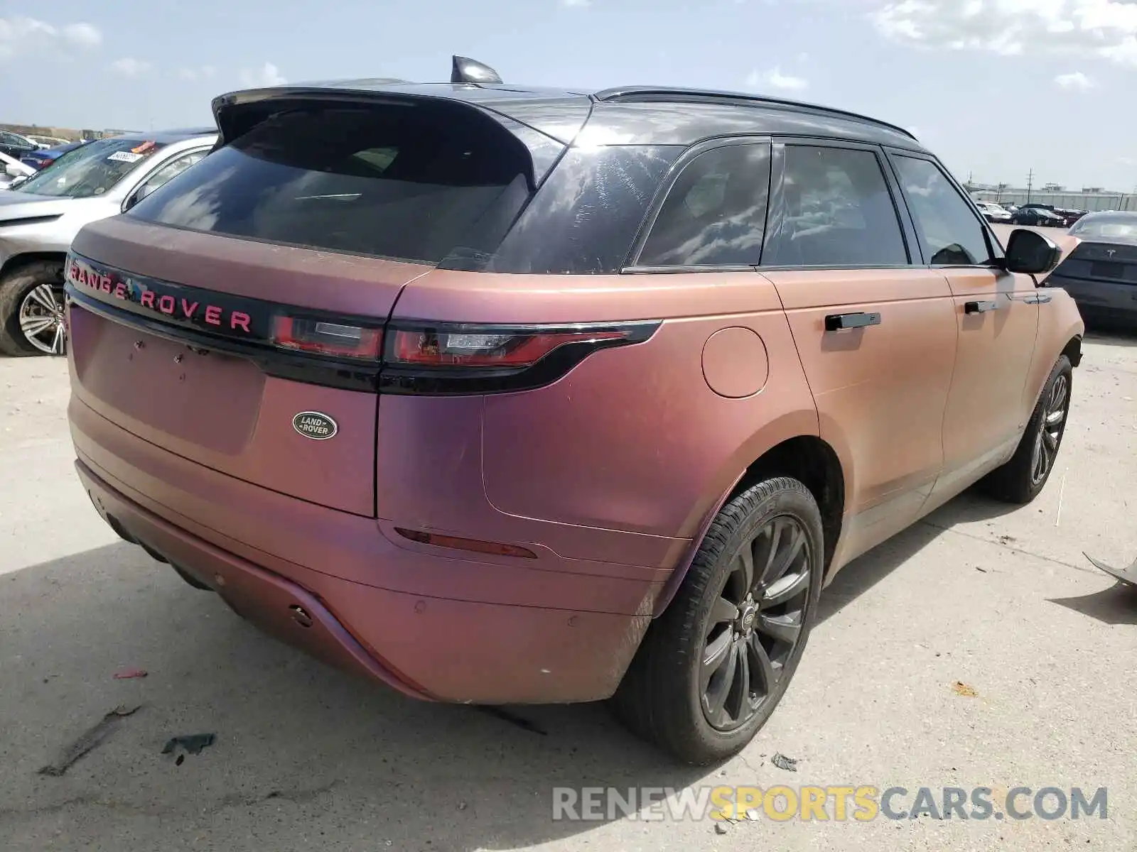 4 Photograph of a damaged car SALYL2EX3KA786944 LAND ROVER RANGEROVER 2019