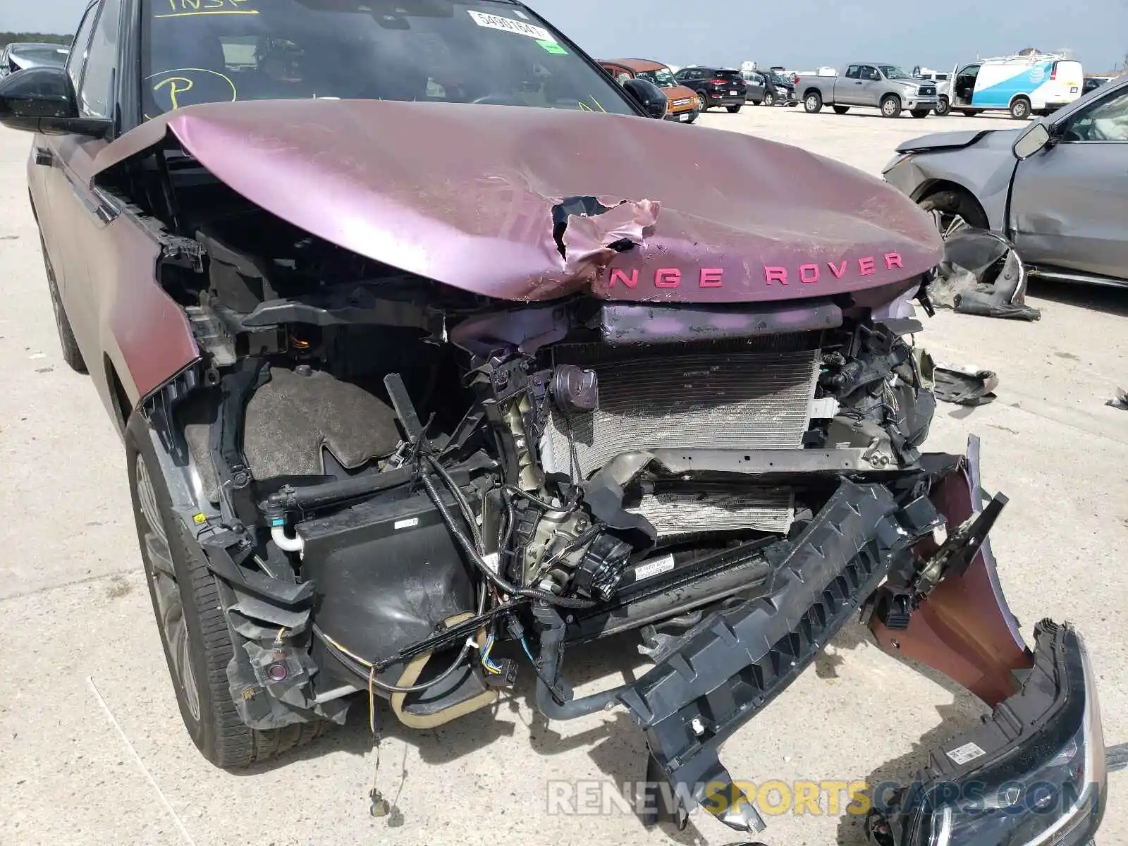 9 Photograph of a damaged car SALYL2EX3KA786944 LAND ROVER RANGEROVER 2019