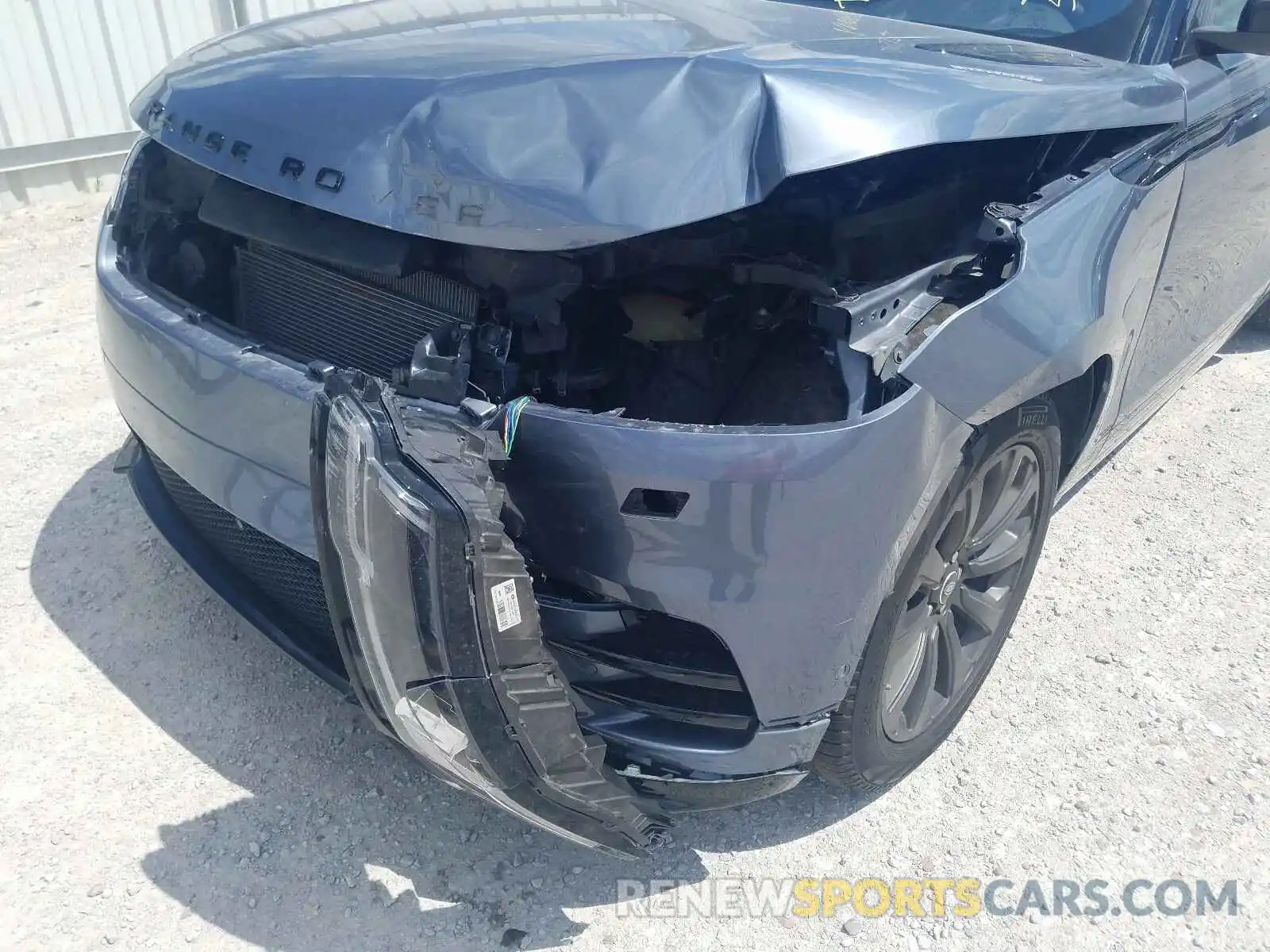 9 Photograph of a damaged car SALYL2EX3KA795014 LAND ROVER RANGEROVER 2019