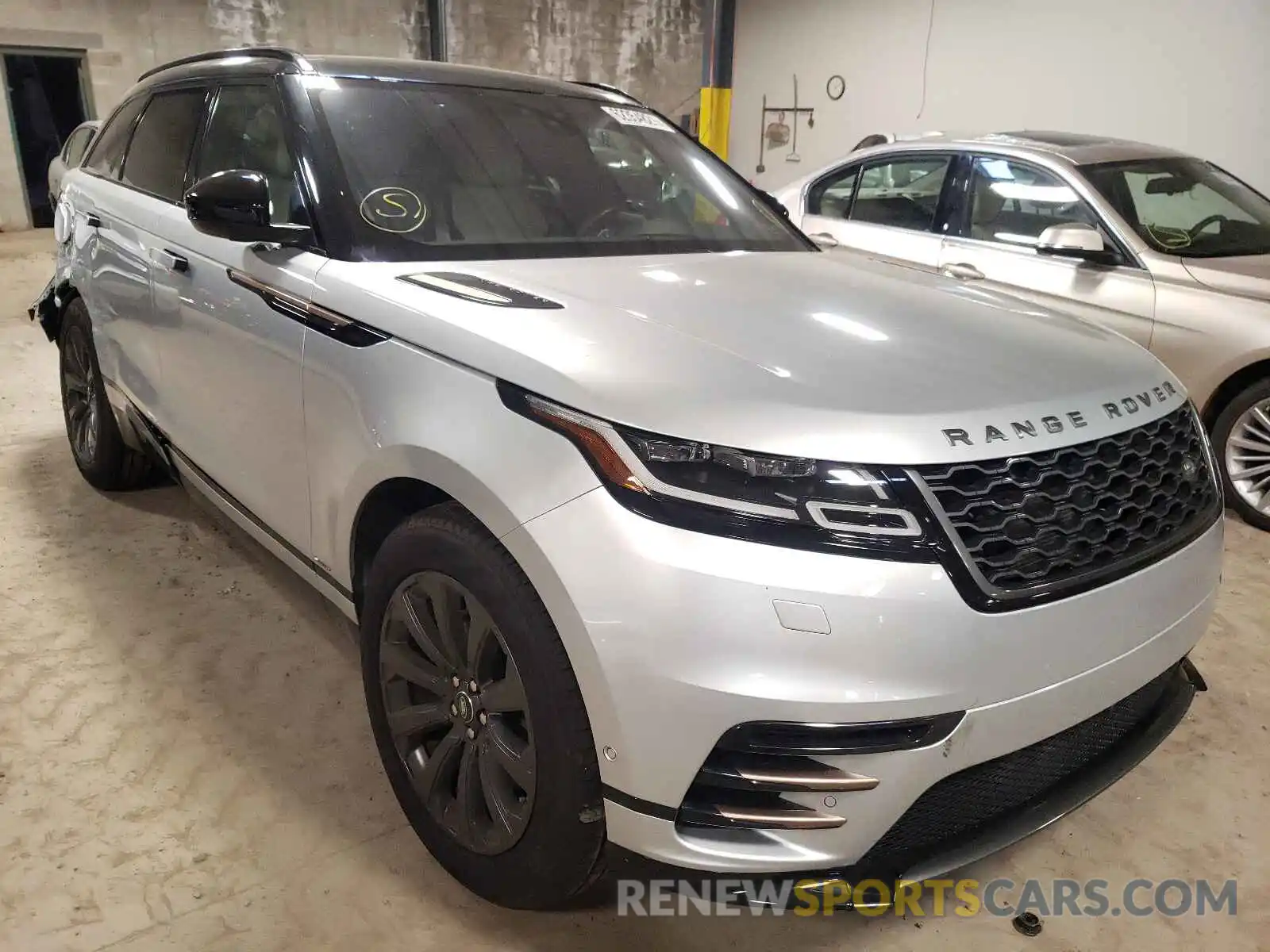 1 Photograph of a damaged car SALYL2EX3KA796289 LAND ROVER RANGEROVER 2019