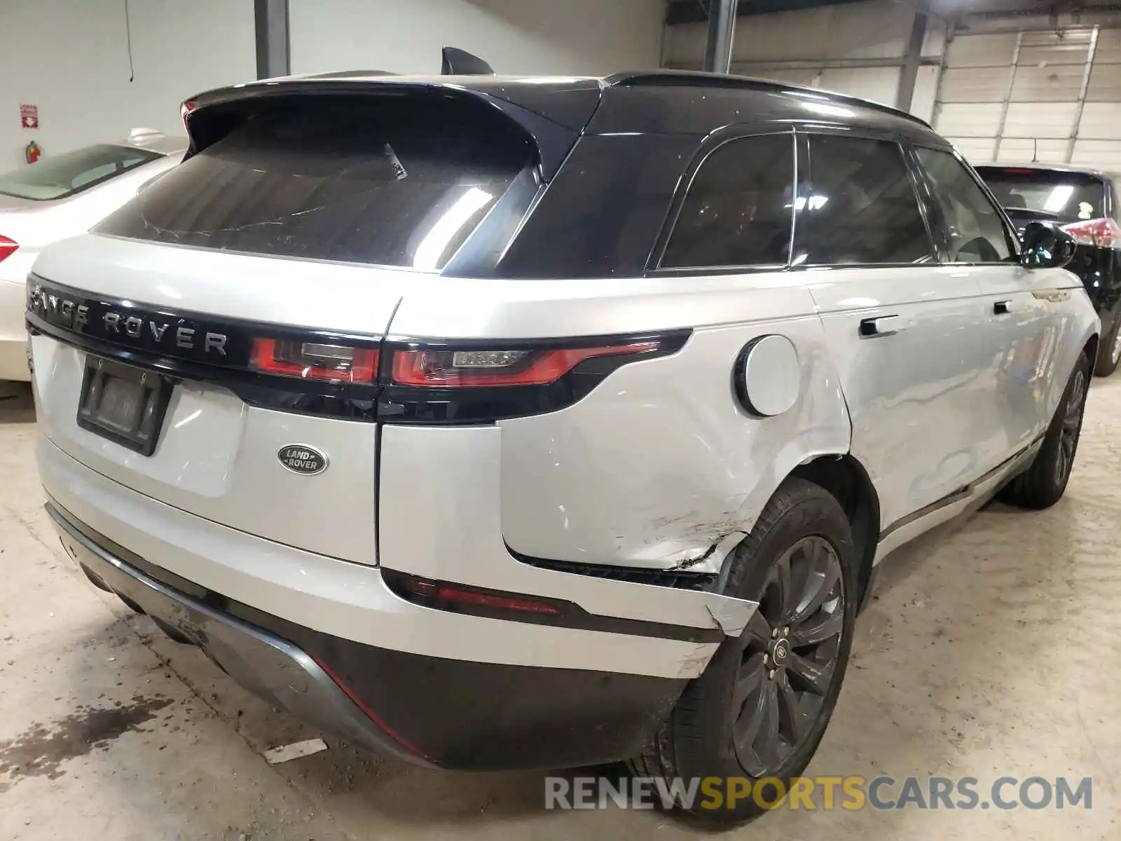 4 Photograph of a damaged car SALYL2EX3KA796289 LAND ROVER RANGEROVER 2019