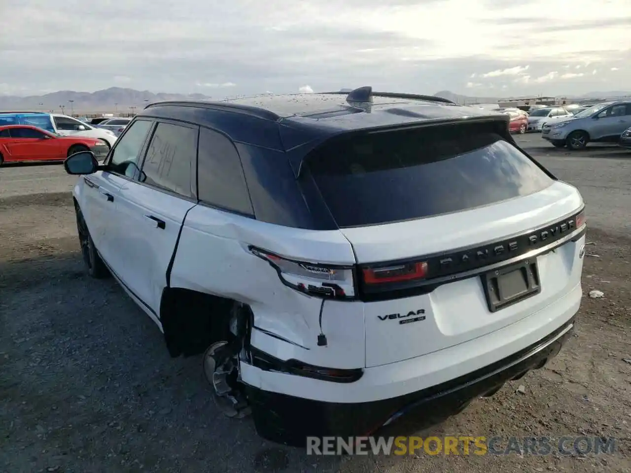 3 Фотография поврежденного автомобиля SALYL2EX4KA203409 LAND ROVER RANGEROVER 2019