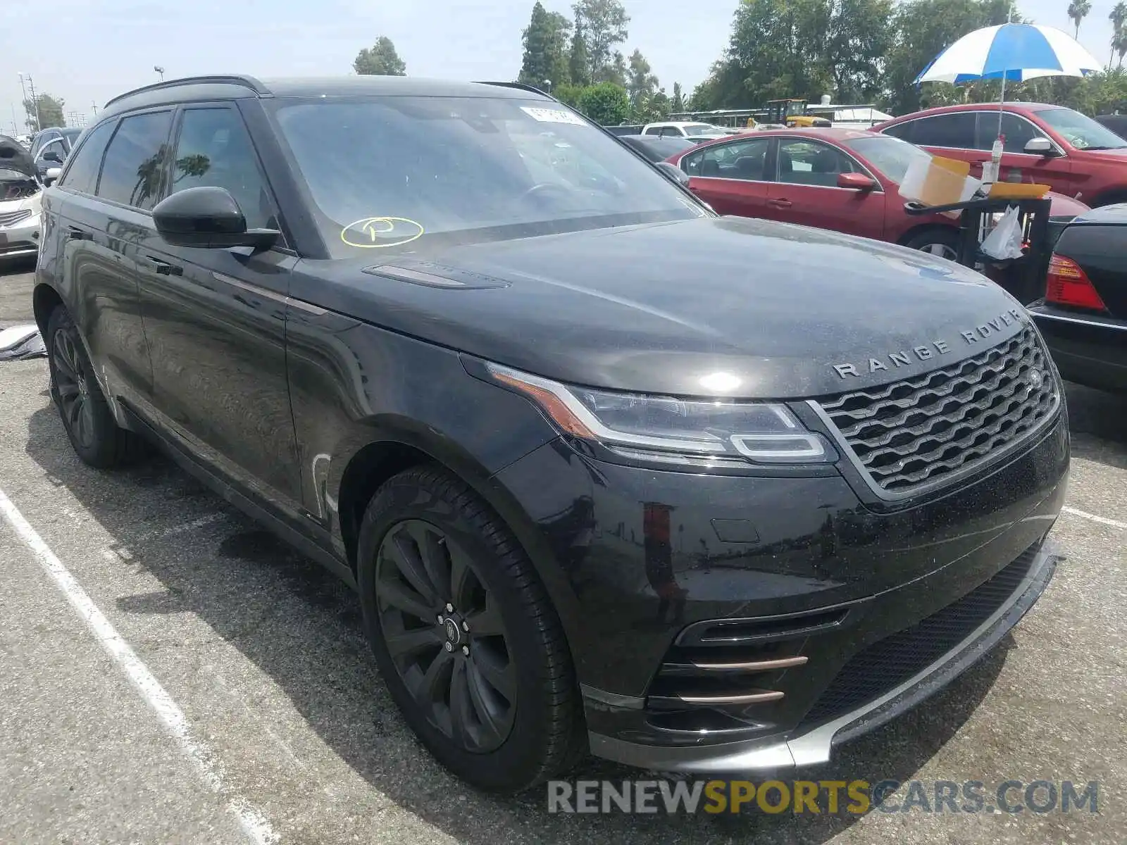 1 Photograph of a damaged car SALYL2EX4KA210568 LAND ROVER RANGEROVER 2019