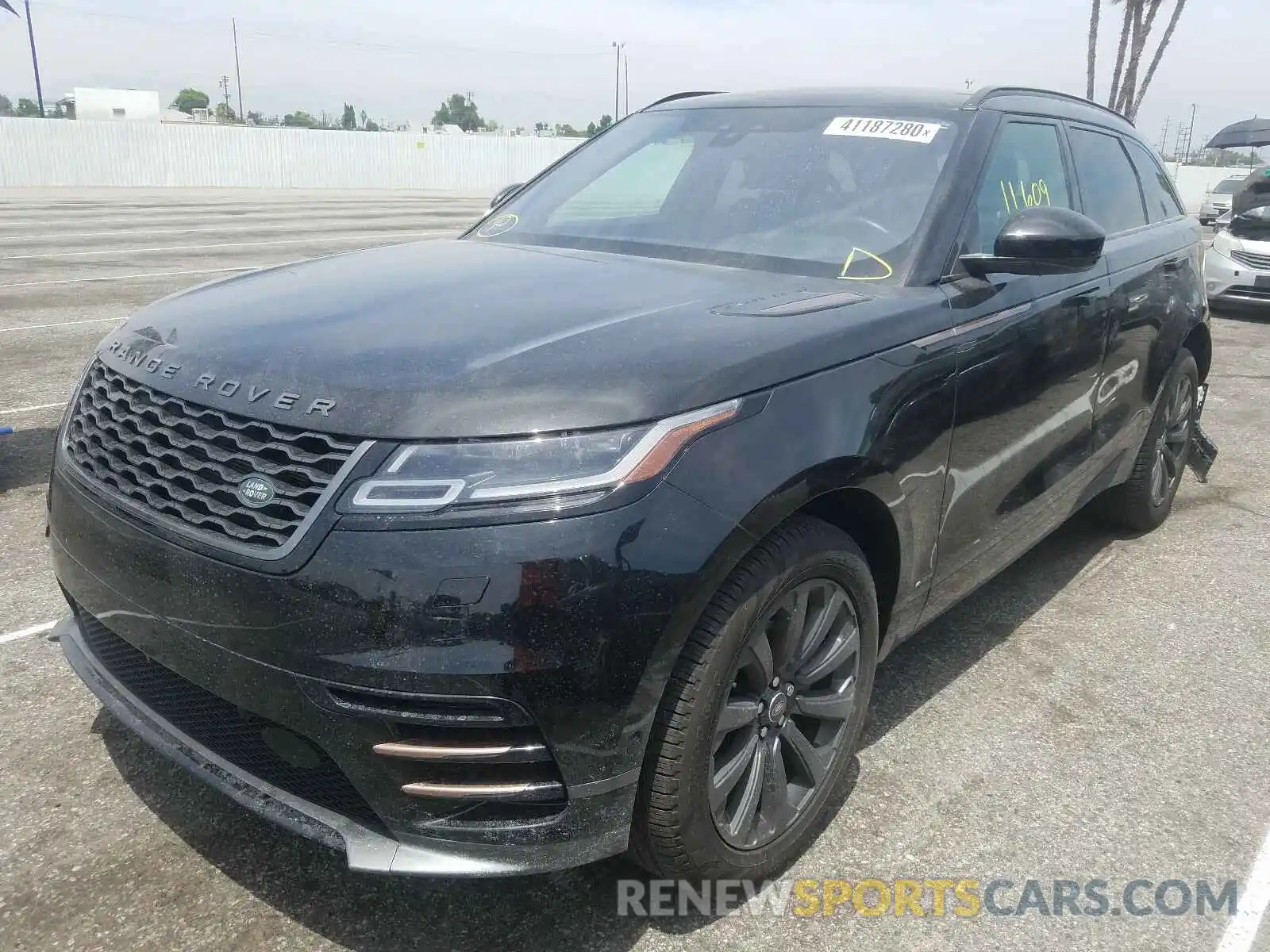 2 Photograph of a damaged car SALYL2EX4KA210568 LAND ROVER RANGEROVER 2019