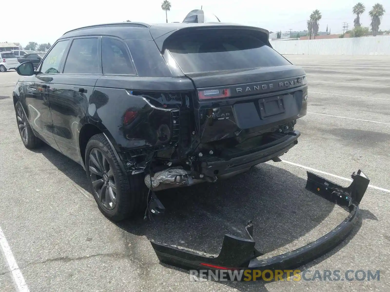 3 Photograph of a damaged car SALYL2EX4KA210568 LAND ROVER RANGEROVER 2019