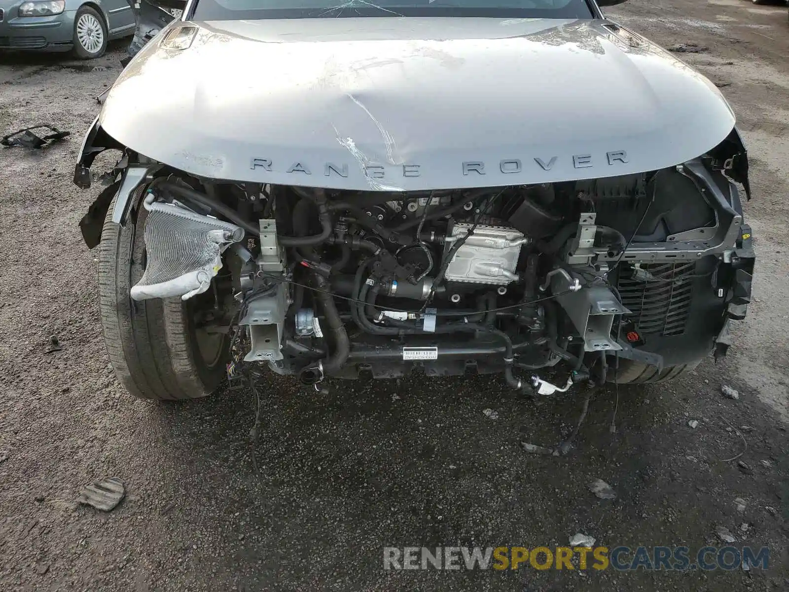 9 Photograph of a damaged car SALYL2EX4KA220520 LAND ROVER RANGEROVER 2019