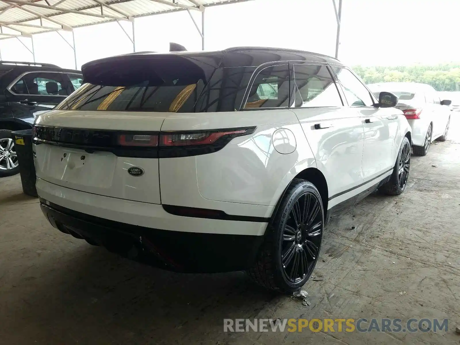 4 Фотография поврежденного автомобиля SALYL2EX4KA780313 LAND ROVER RANGEROVER 2019