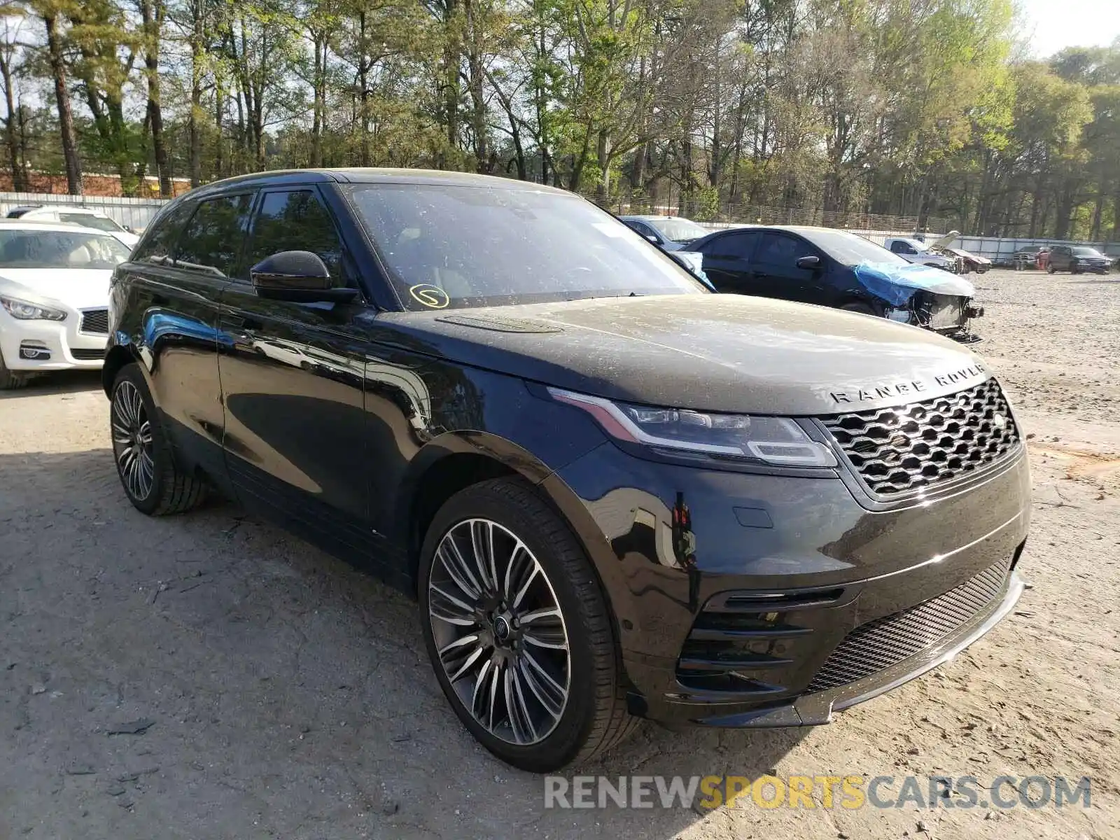 1 Photograph of a damaged car SALYL2EX5KA205511 LAND ROVER RANGEROVER 2019