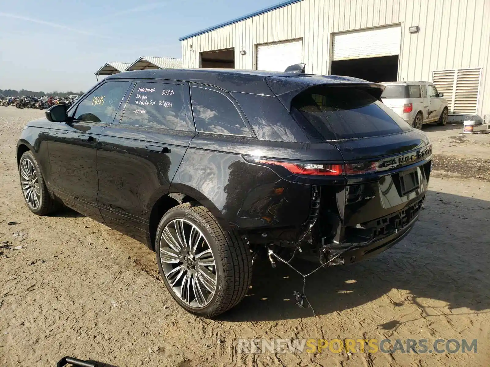 3 Photograph of a damaged car SALYL2EX5KA205511 LAND ROVER RANGEROVER 2019