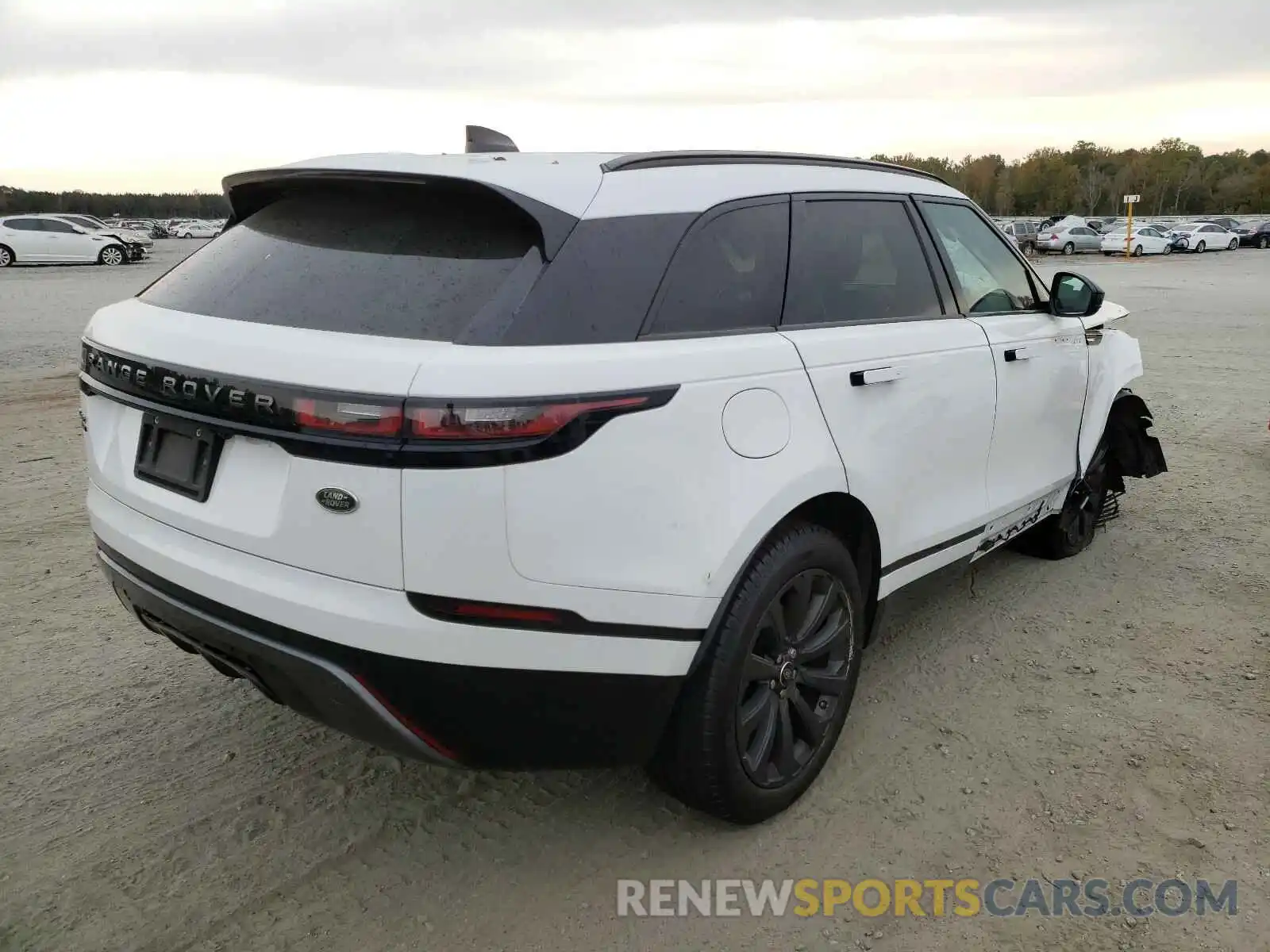 4 Photograph of a damaged car SALYL2EX5KA778814 LAND ROVER RANGEROVER 2019