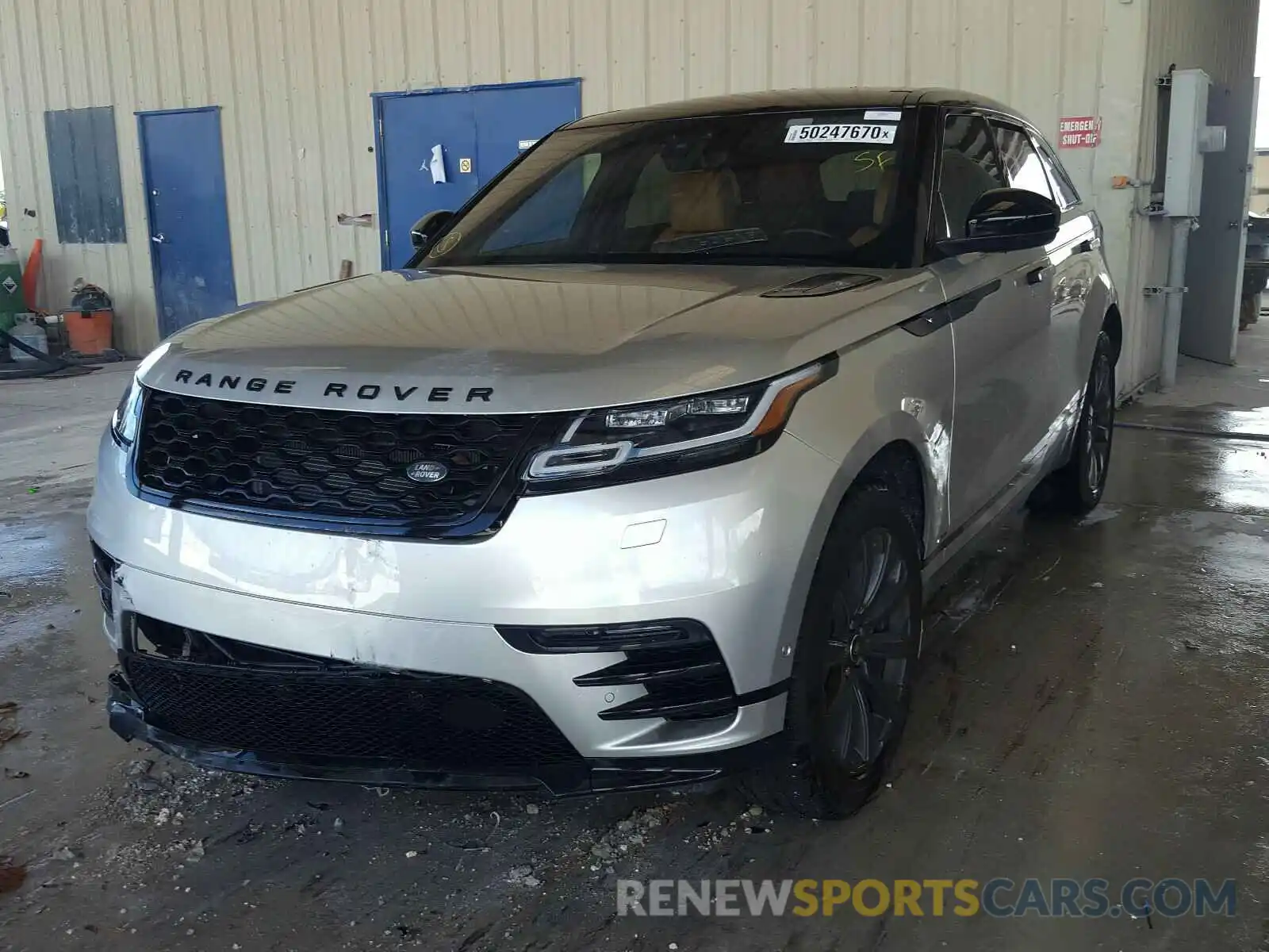 2 Фотография поврежденного автомобиля SALYL2EX6KA218672 LAND ROVER RANGEROVER 2019