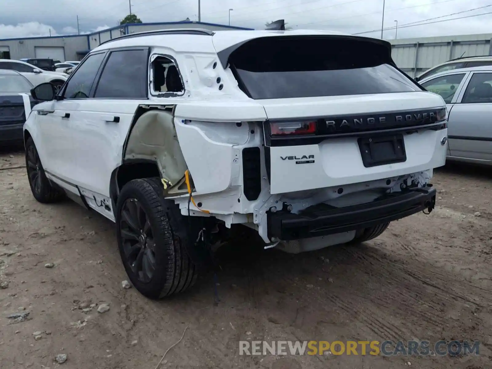 3 Фотография поврежденного автомобиля SALYL2EX6KA234273 LAND ROVER RANGEROVER 2019