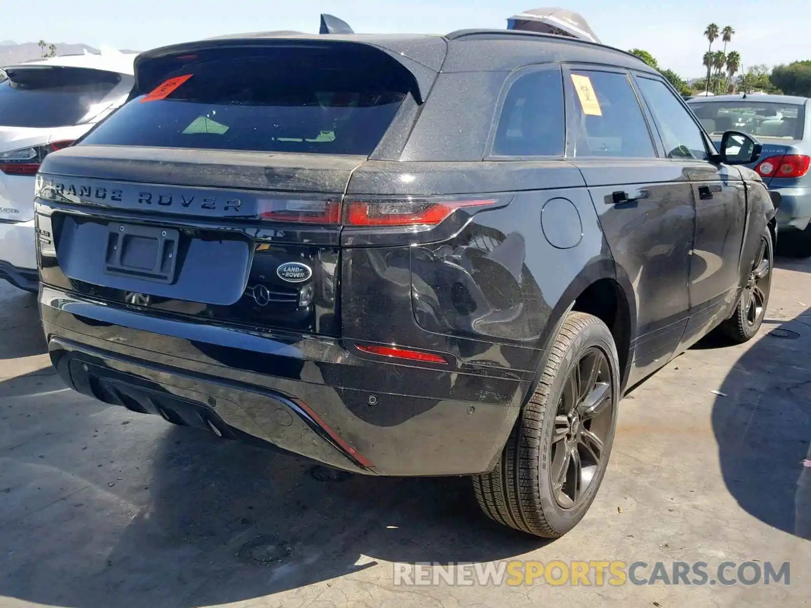 4 Photograph of a damaged car SALYL2EX7KA232547 LAND ROVER RANGEROVER 2019